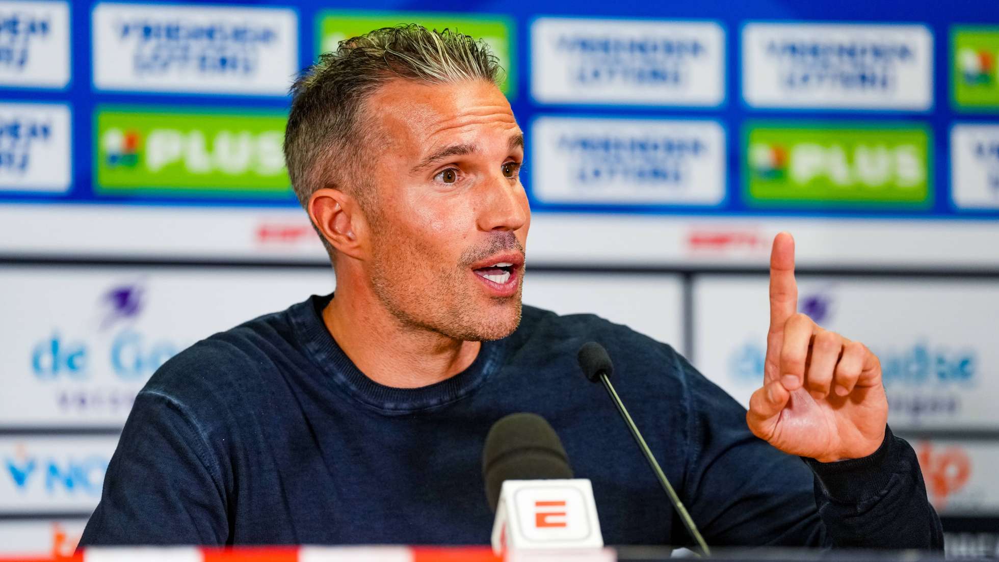 Skip Driessen Driessen maakt gehakt van uitleg Van Persie: 'Het is wartaal' | Voetbalzone
