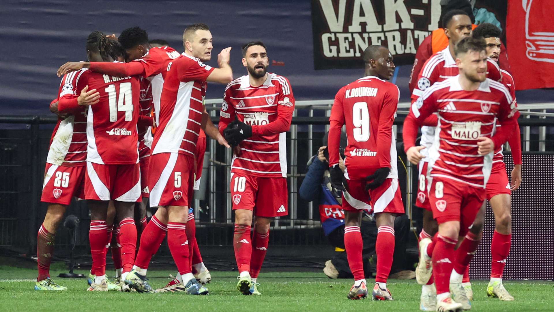 Julien Le Cardinal Brest PSV