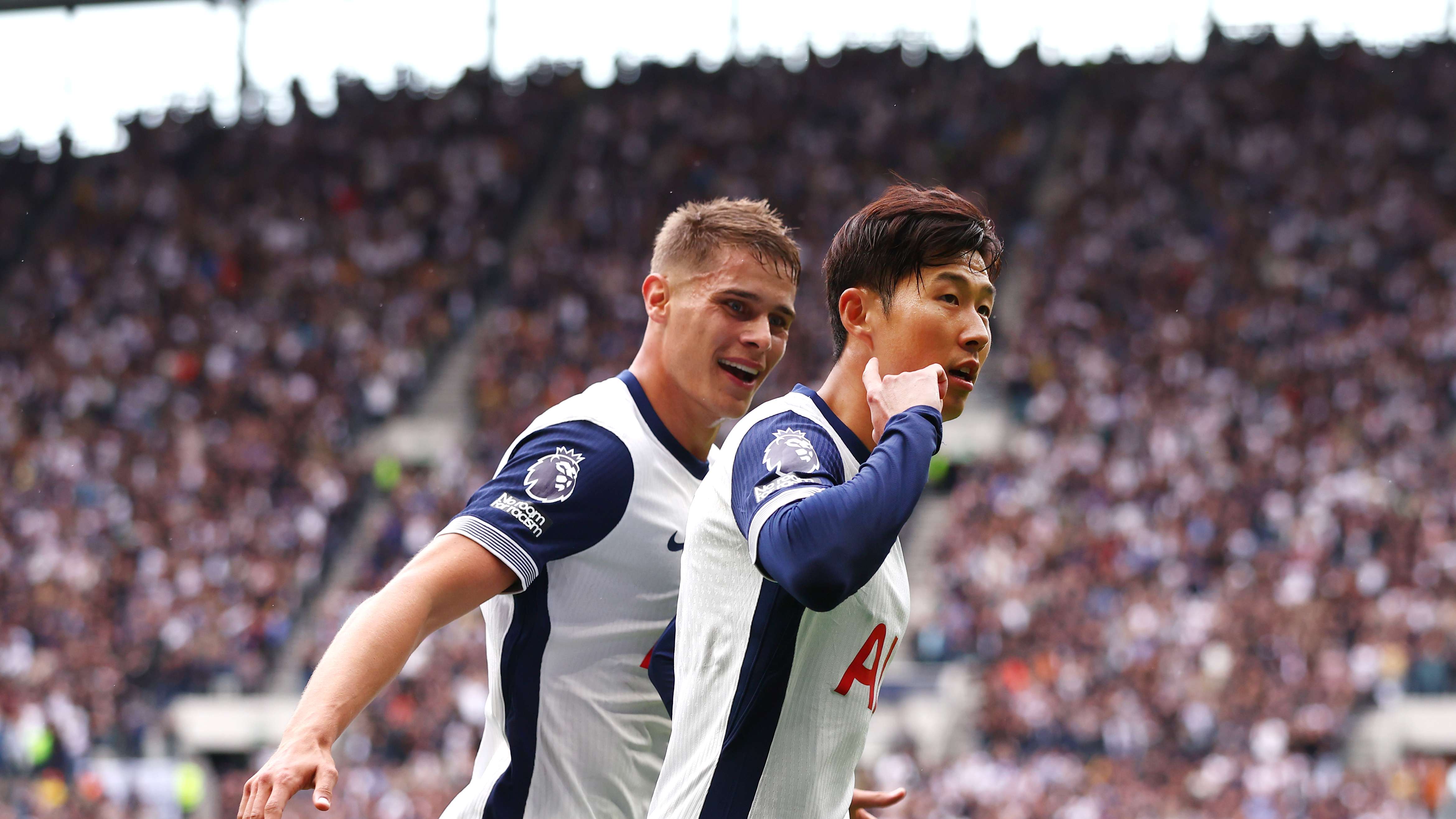 Tottenham Hotspur FC v Everton FC - Premier League