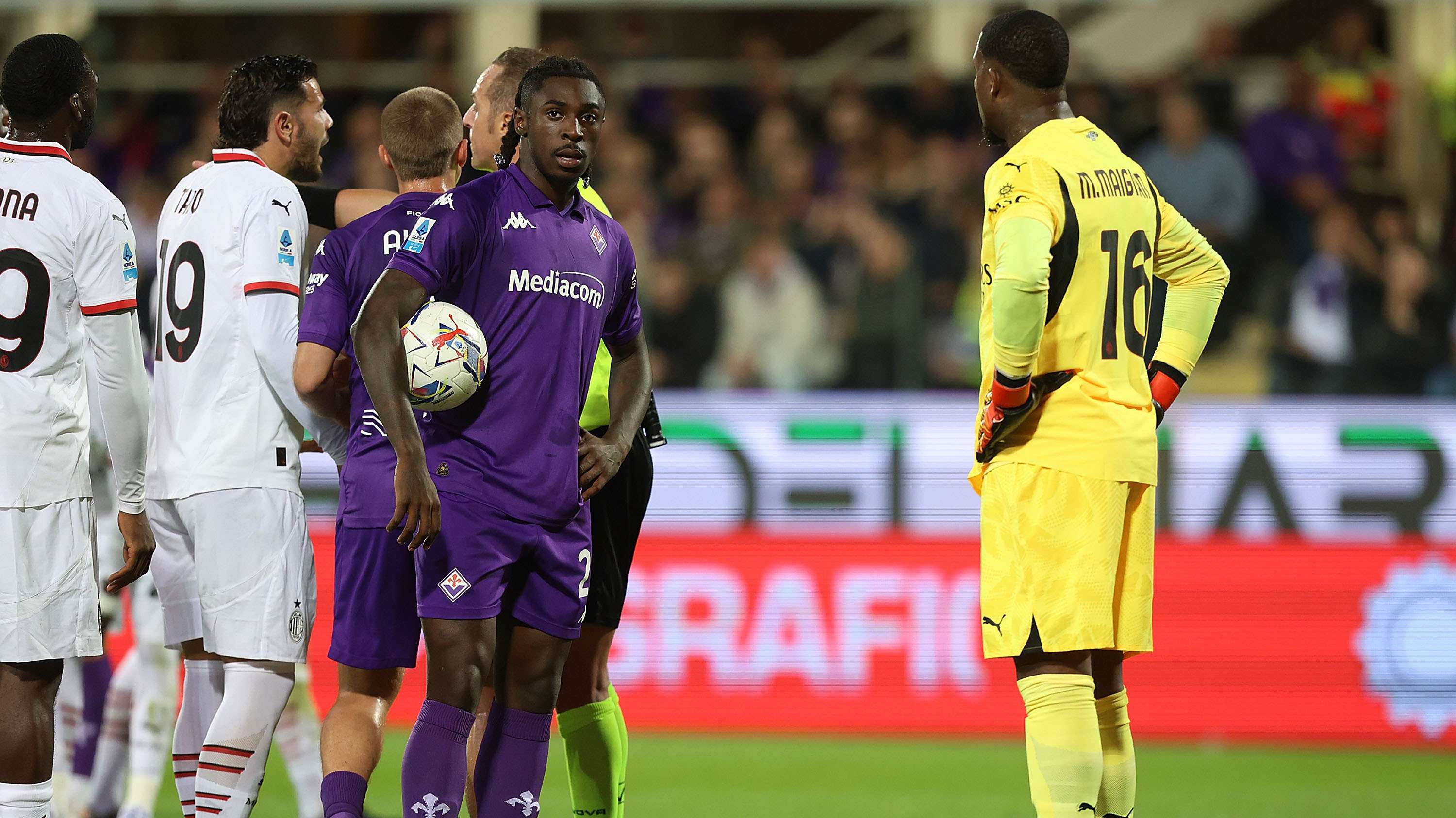 Fiorentina v AC Milan - Serie A