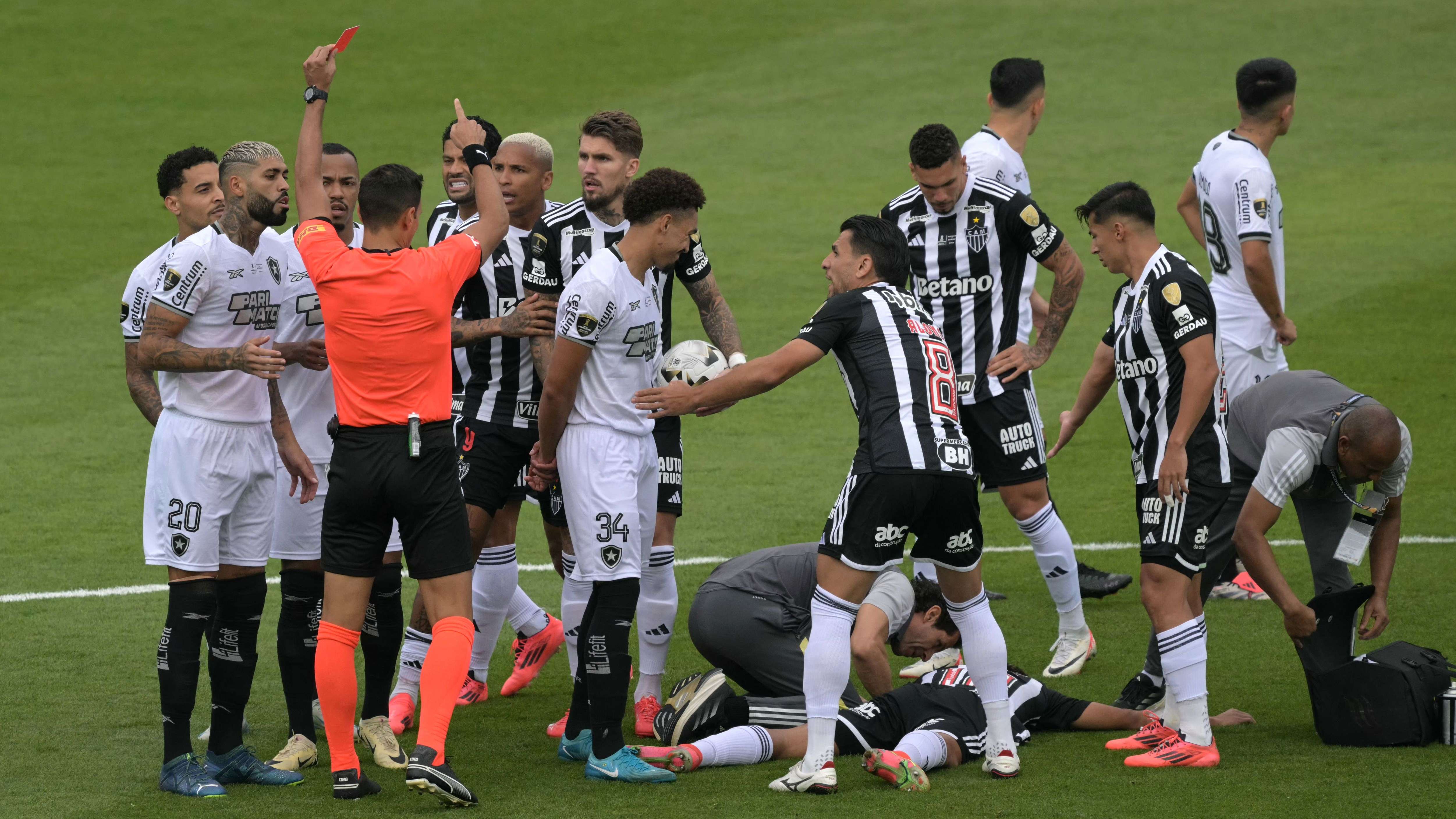 FBL-LIBERTADORES-MINEIRO-BOTAFOGO