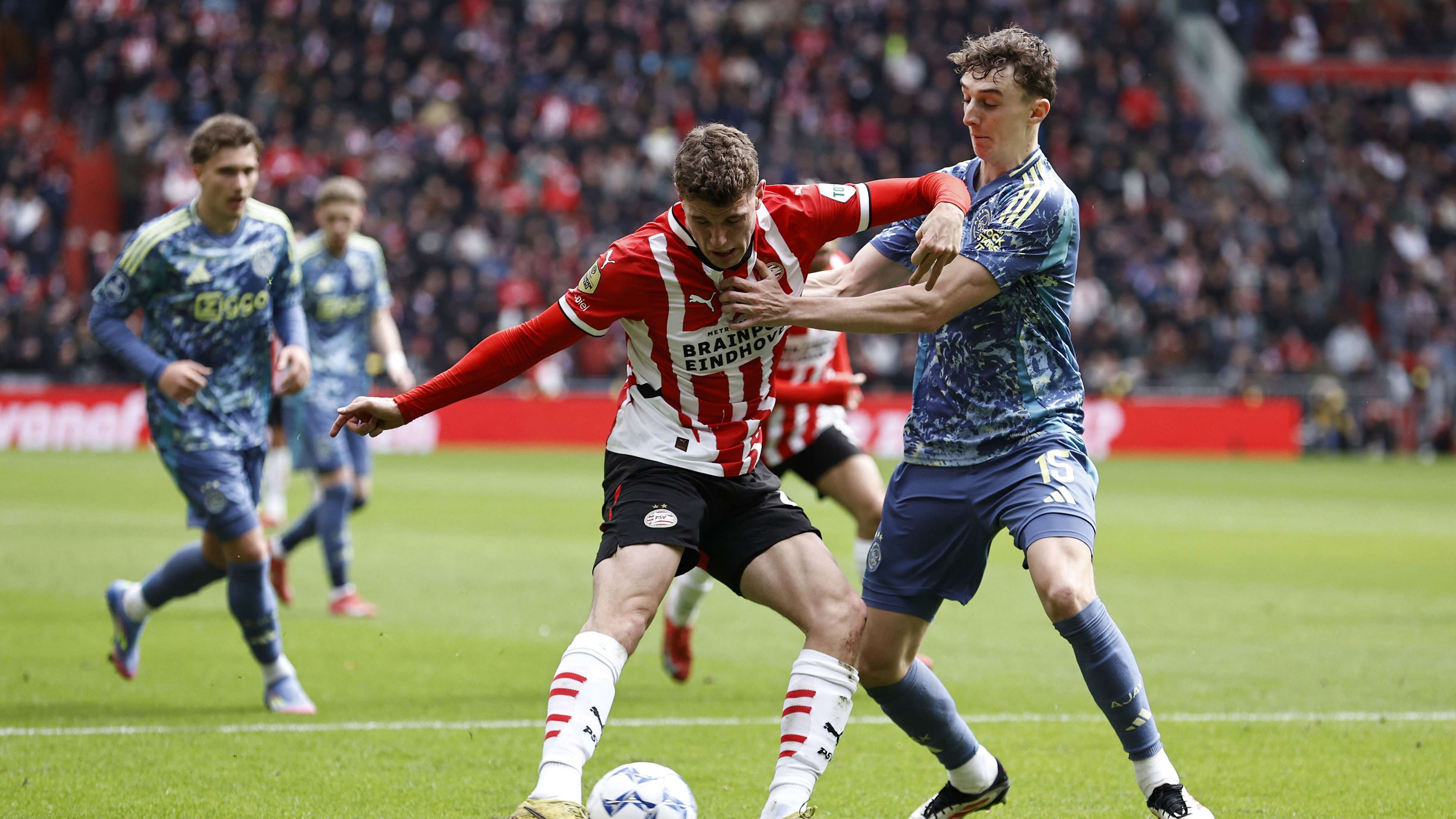 FBL-NED-EREDIVISIE-PSV-AJAX