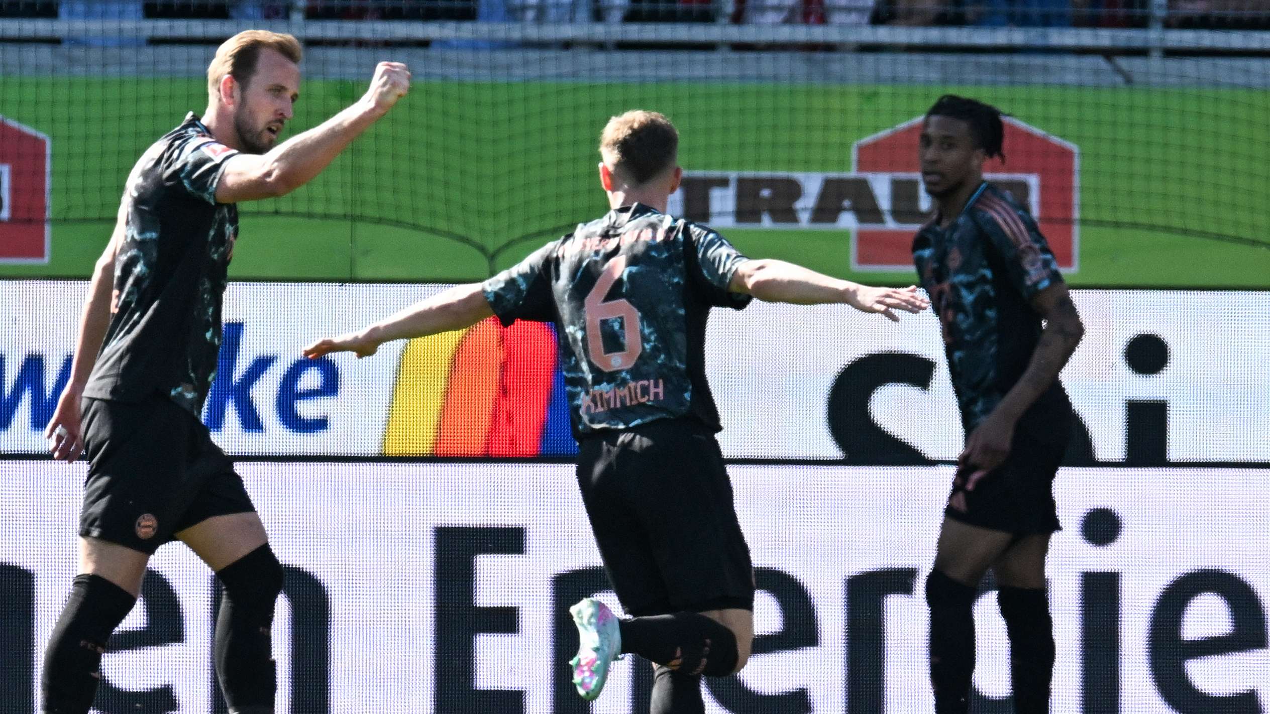 FBL-GER-BUNDESLIGA-HEIDENHEIM-BAYERN MUNICH