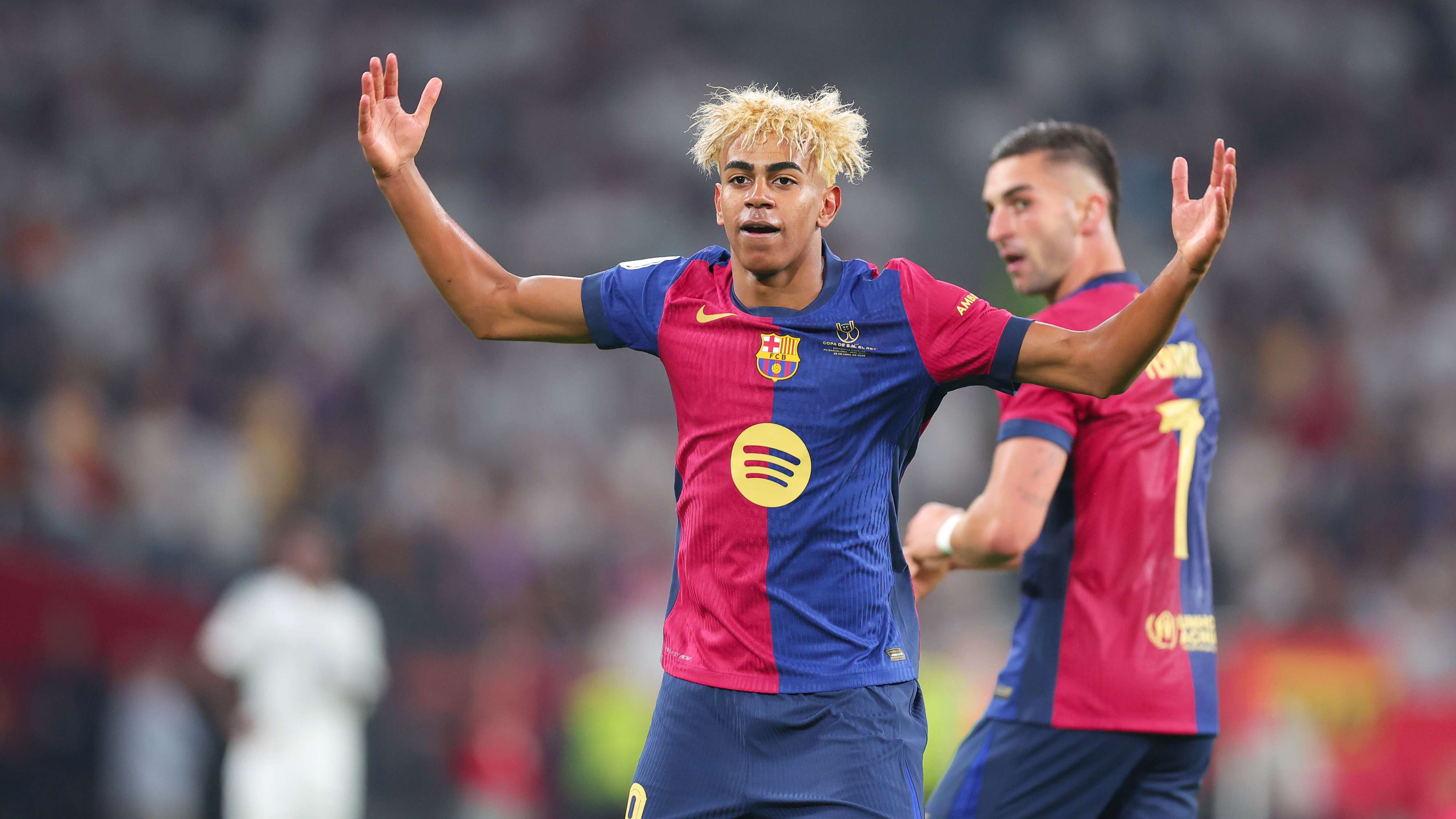 Barcelona v Real Madrid - Copa del Rey Final