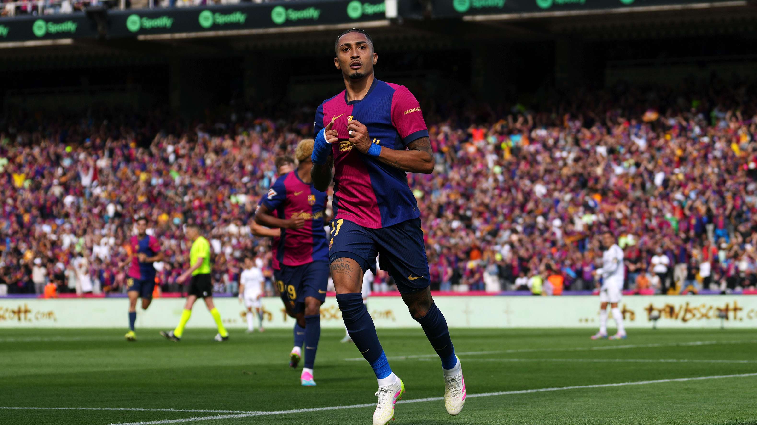 FC Barcelona v Real Madrid CF - La Liga EA Sports