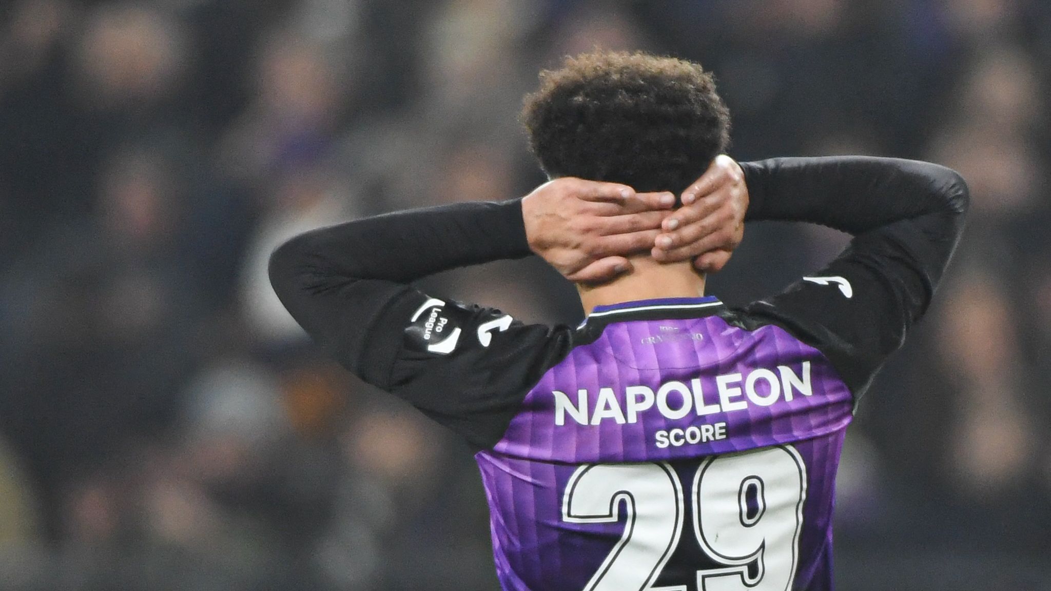 Ajax Overweegt Transfer van Voormalig Talent Mario Stroeykens