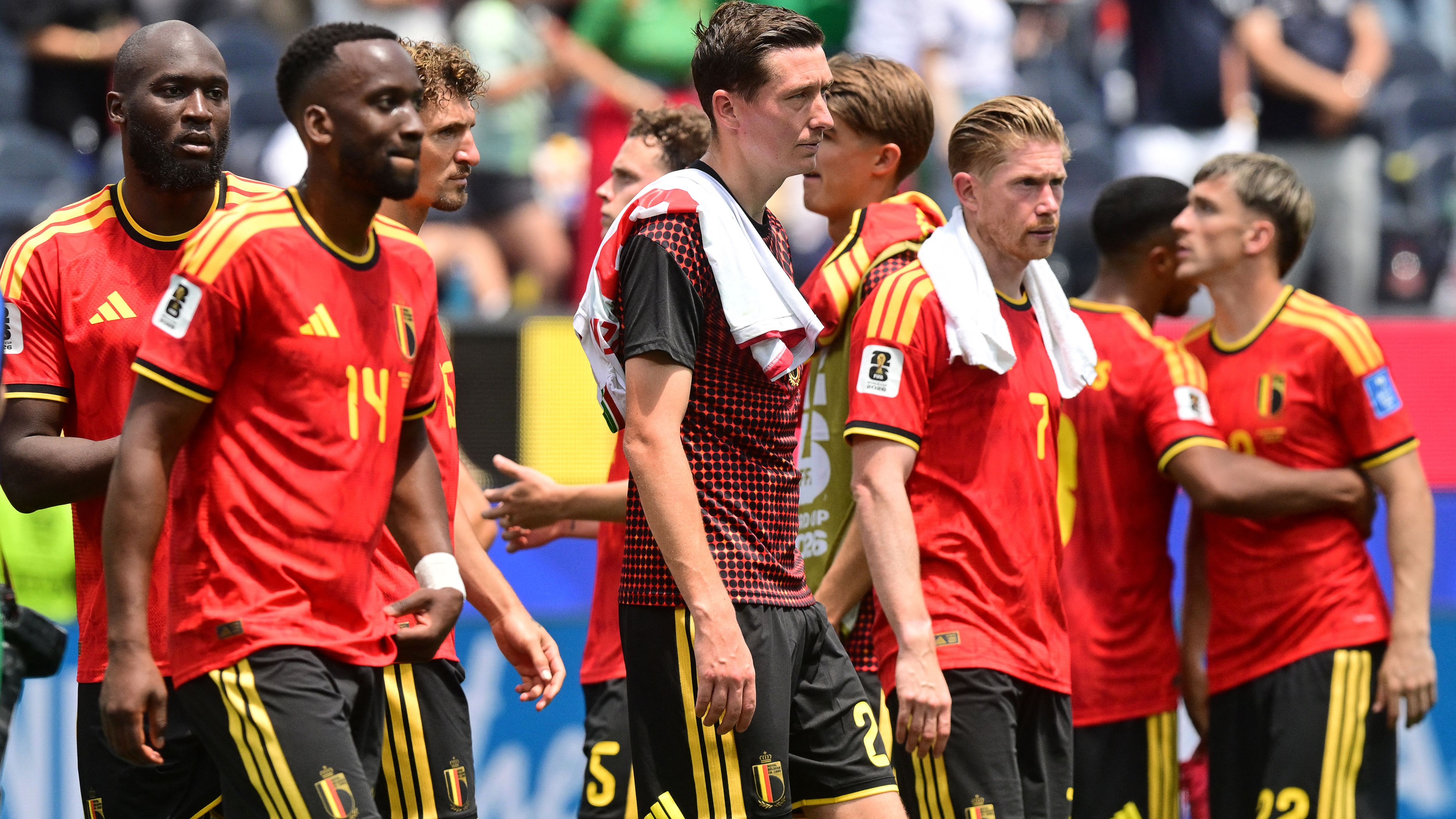 België Verwacht Jérémy Doku Terug voor Beslissend WK-Duel