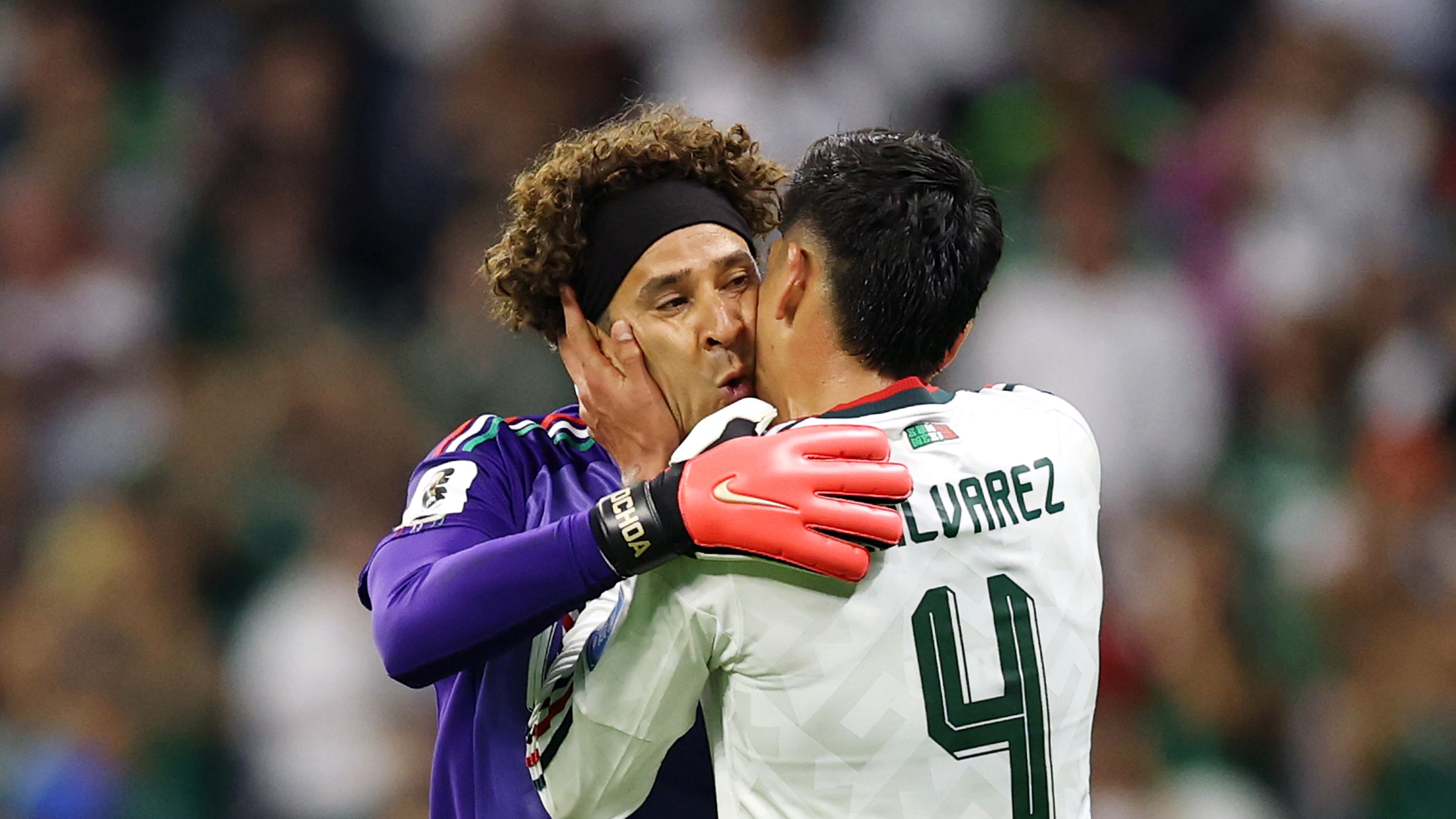 Mexico's Succes op het WK: AZ's Chávez Schittert in Overwinning