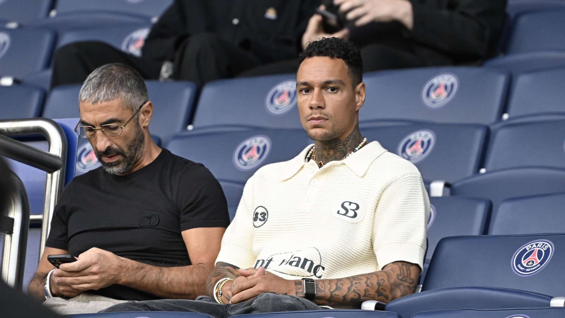 Gregory Van Der Wiel Diep In De Problemen Villa Dreigt Geveild Te gregory-van-der-wiel-diep-in-de-problemen-villa-dreigt-geveild-te