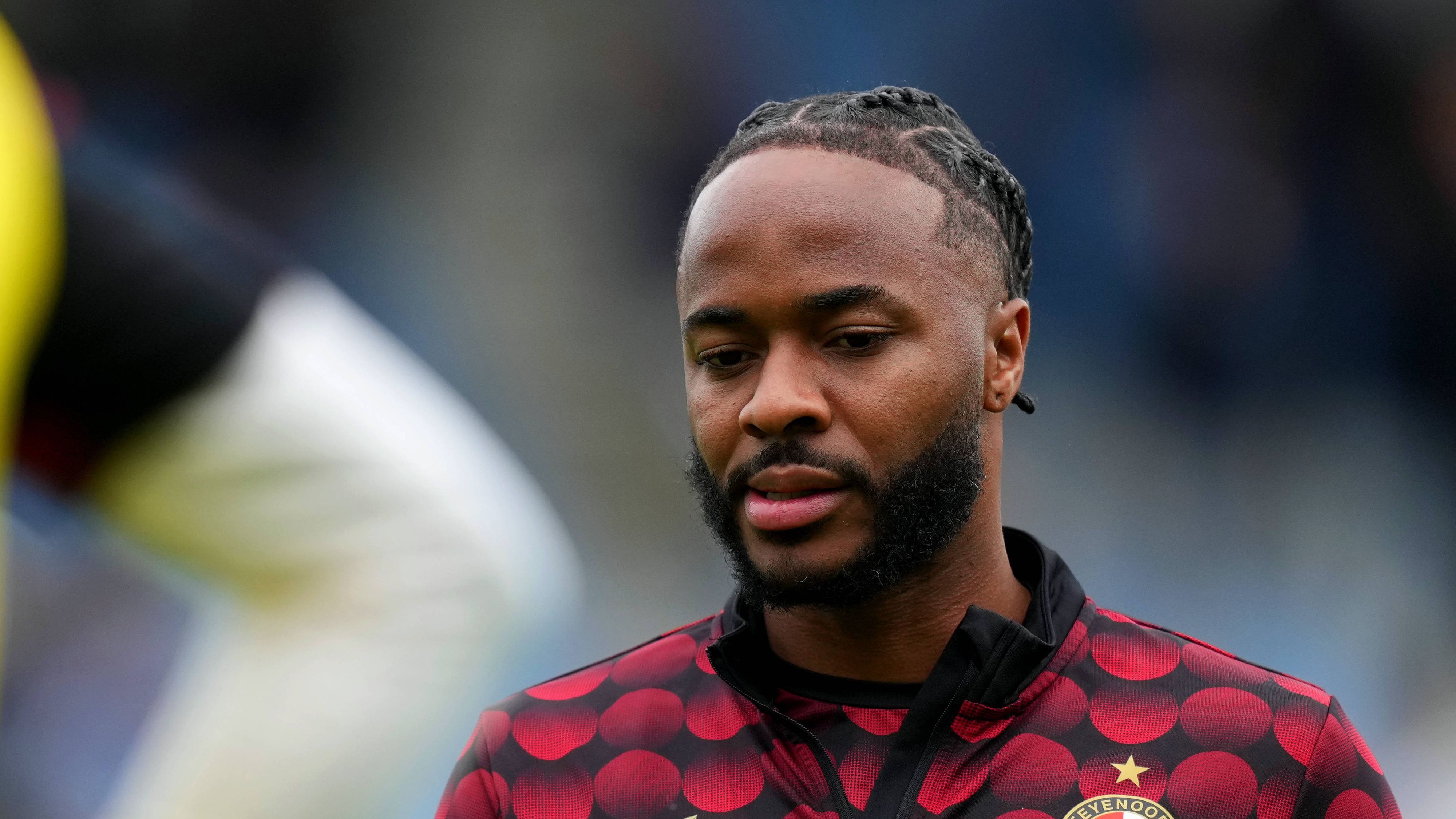 Sterling Overweegt Voetbalcarrière in Brazilië na Feyenoord Vertrek