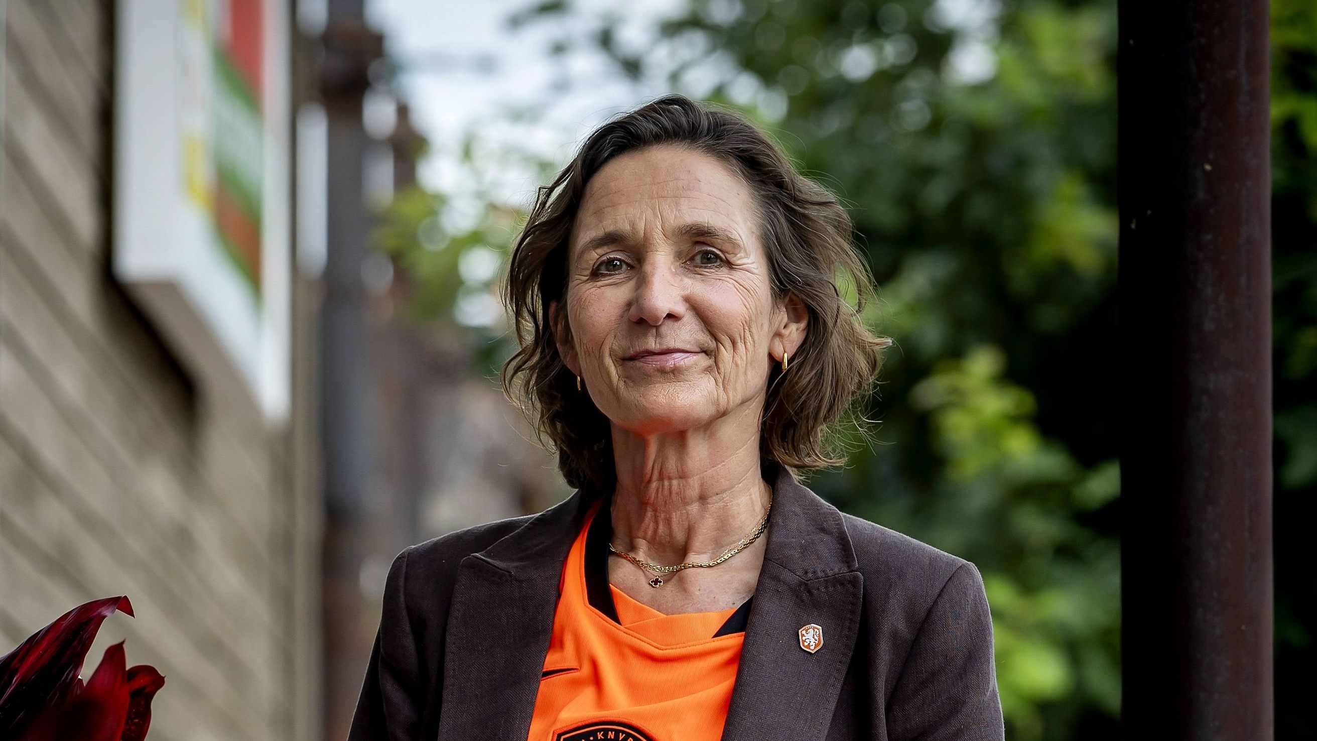 KNVB in opspraak na 'like' van Marianne van Leeuwen aan Infantino