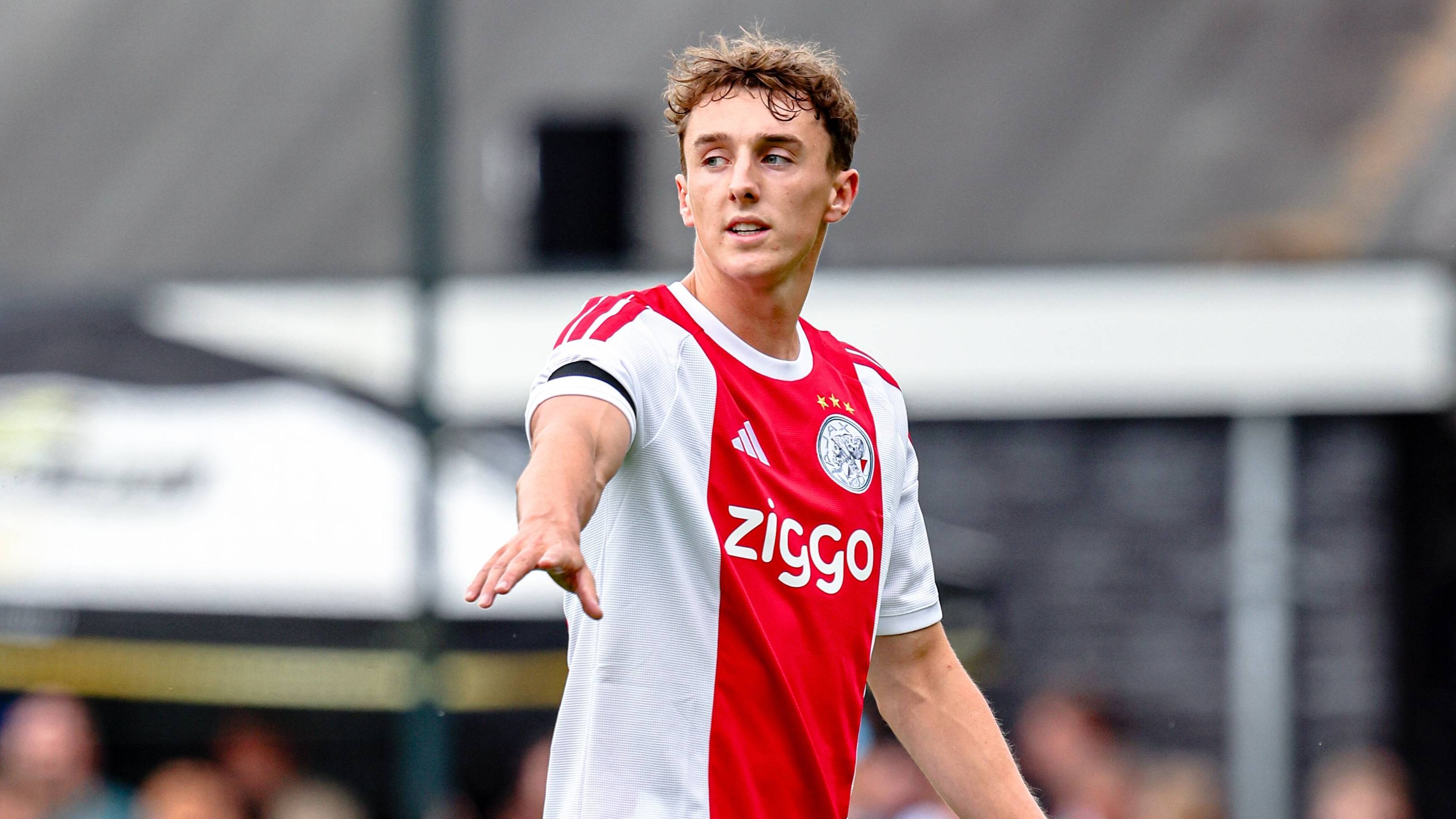 Youri Baas mogelijk van Ajax naar PSV: Transfergeruchten rond verdediger
