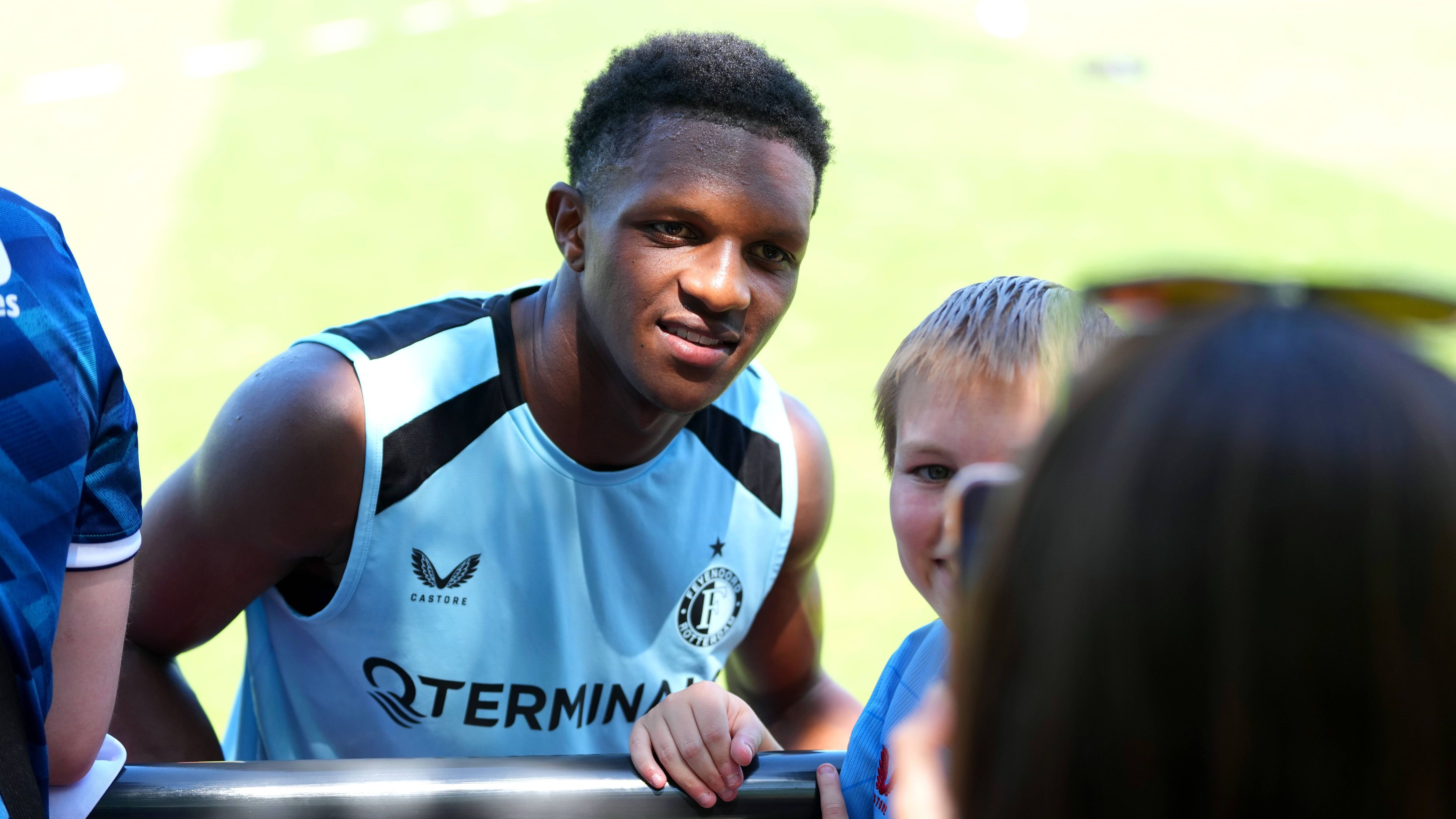 AS Roma's Plannen voor Givairo Read: Maximale Overnameprijs en Concurrentiestrijd