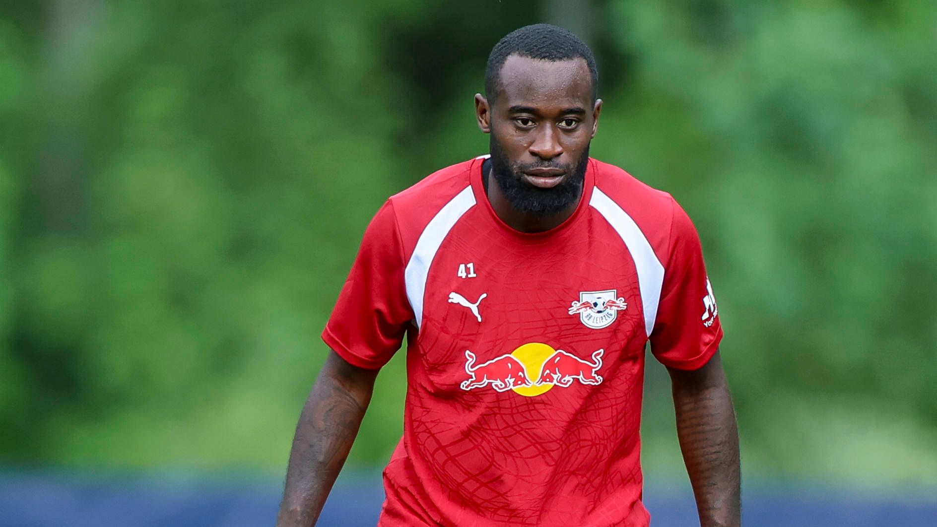 Photo: voetbalzone.nl Ajax Enter Race to Sign RB Leipzig Defender Lutsharel Geertruida Ahead of PSV