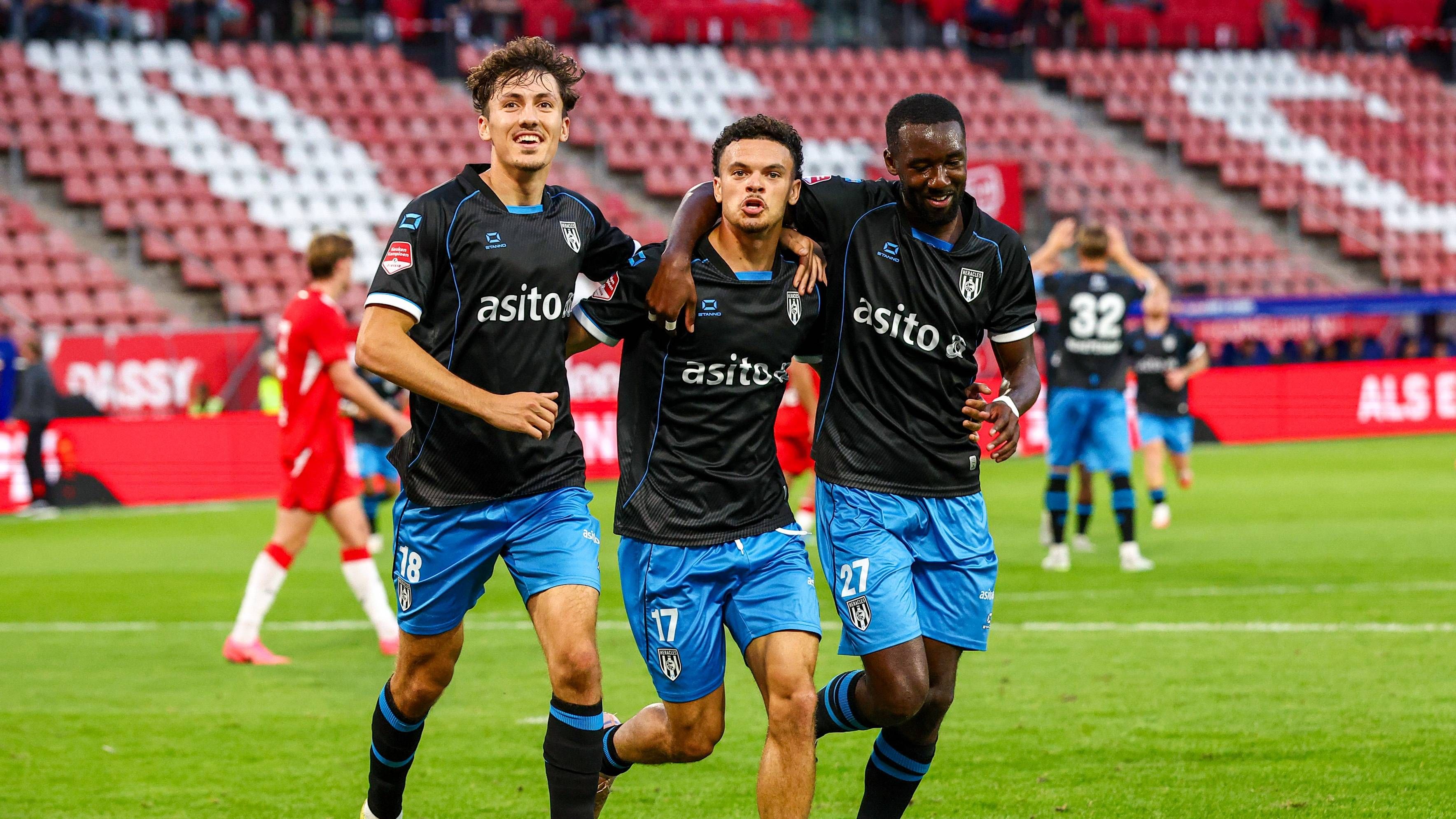 Heracles Almelo haalt ongenadig hard uit in Keuken Kampioen Divisie: 1-6