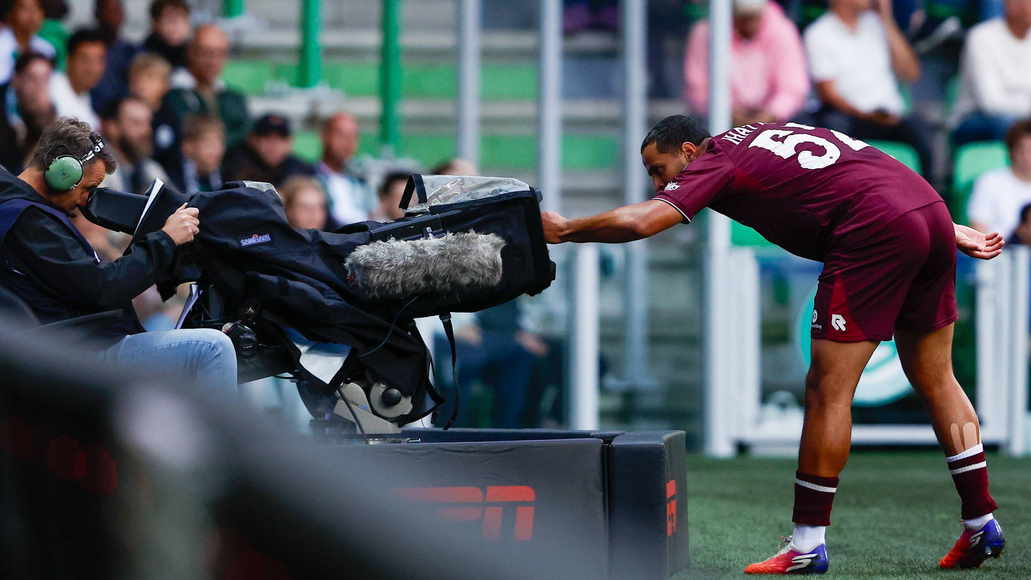 Mohamed Ihattaren zorgt voor ophef met 'bizarre' actie na doelpunt Fortuna Sittard