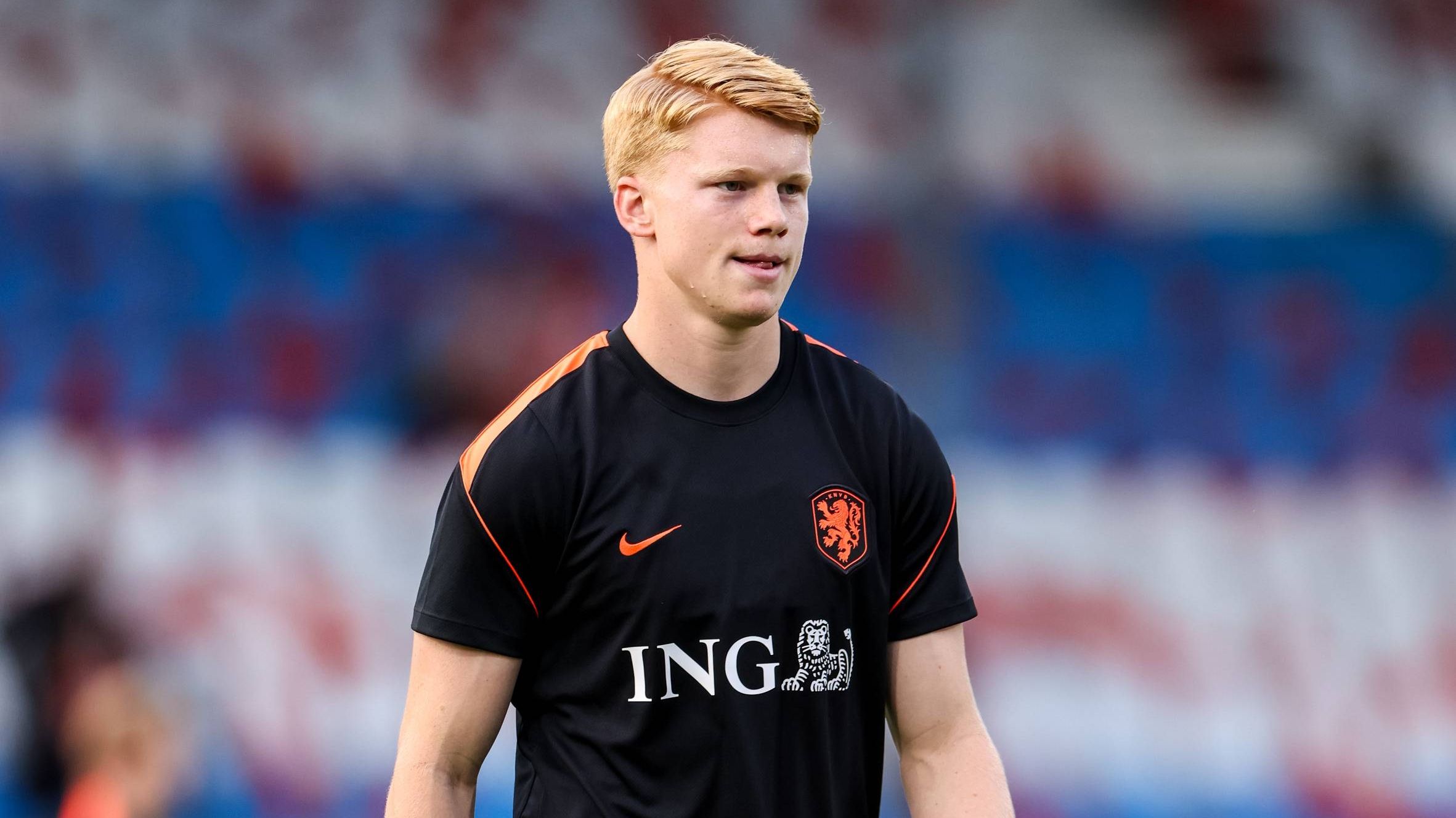 Tegenvaller voor AZ: Kees Smit weken uit de roulatie en mist topper tegen Feyenoord