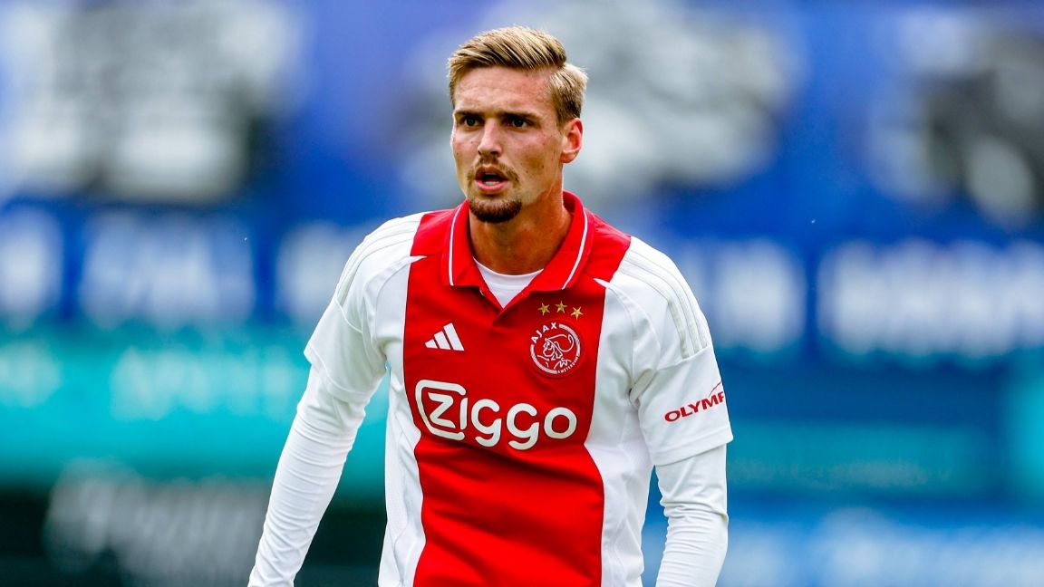 Kenneth Taylor Spreekt Duidelijke Taal Over Mogelijk Vertrek Bij Ajax ...